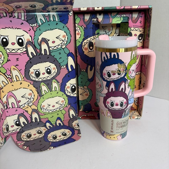 Stanley x LoveShackFancy x Labubu Quencher H2.0 40oz Tumbler w/ Box & Pouch - Picture 2 of 5